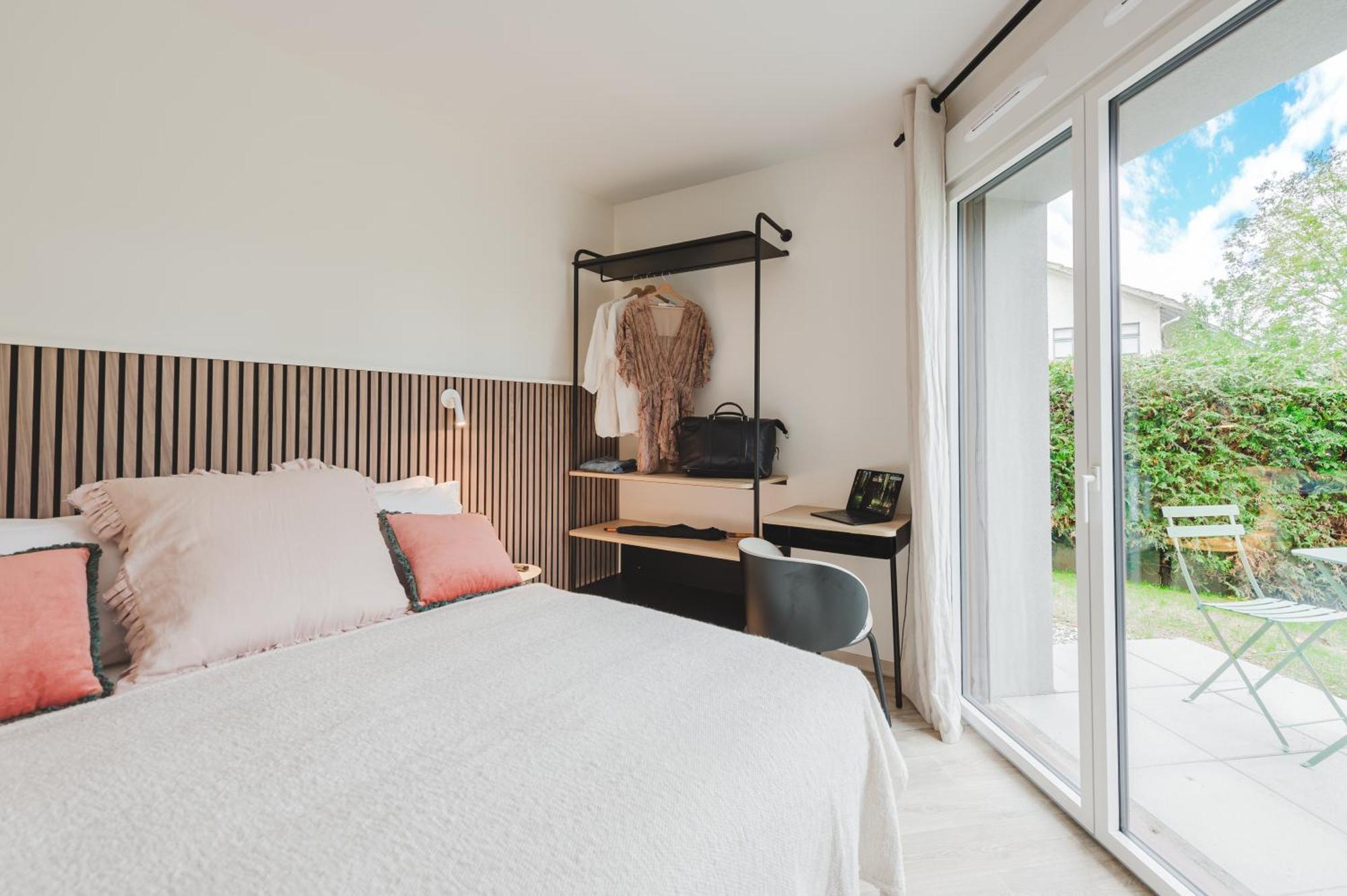 Appart Hotel Neostelia Annecy Luaran gambar