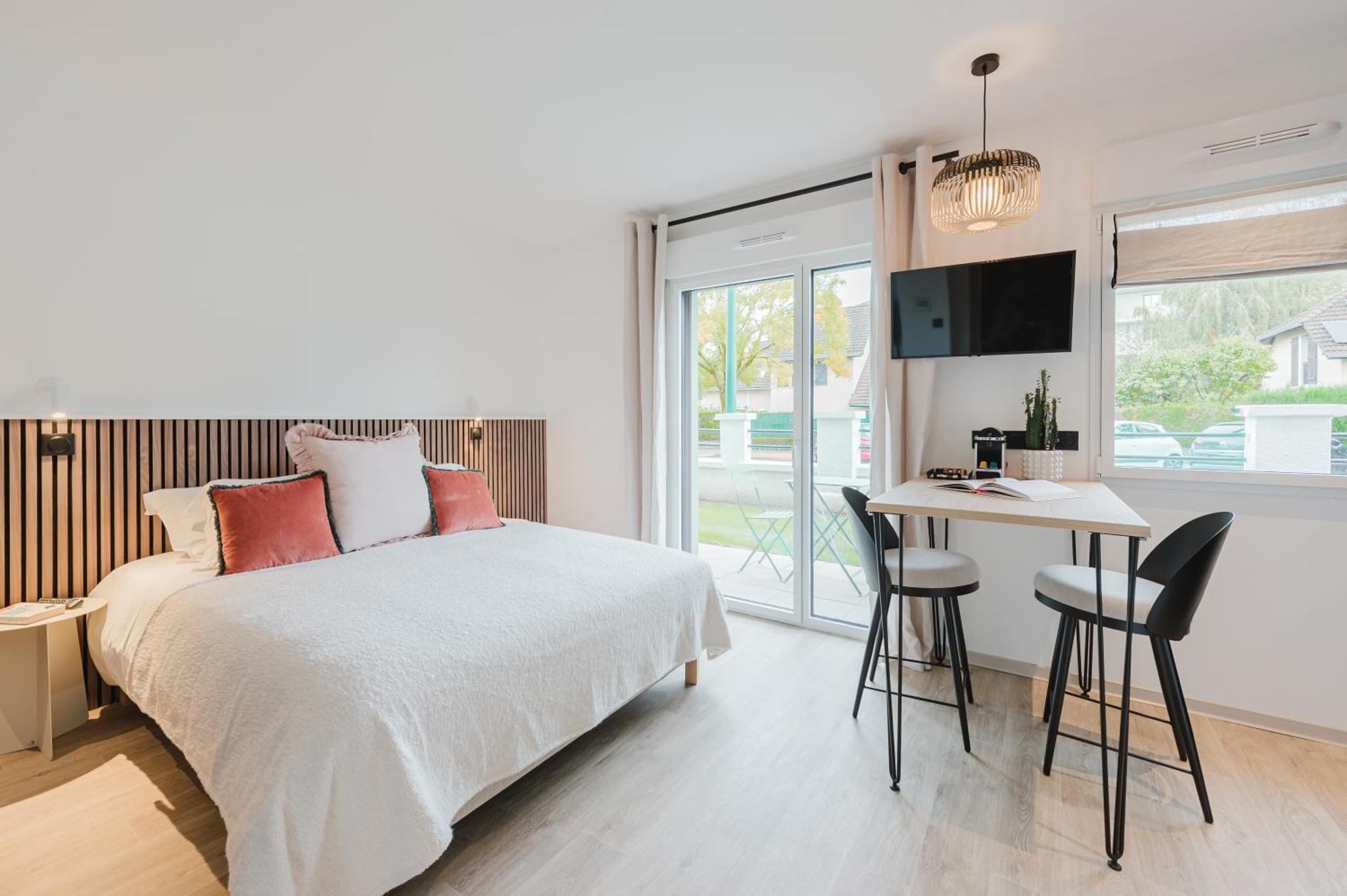 Appart Hotel Neostelia Annecy Luaran gambar