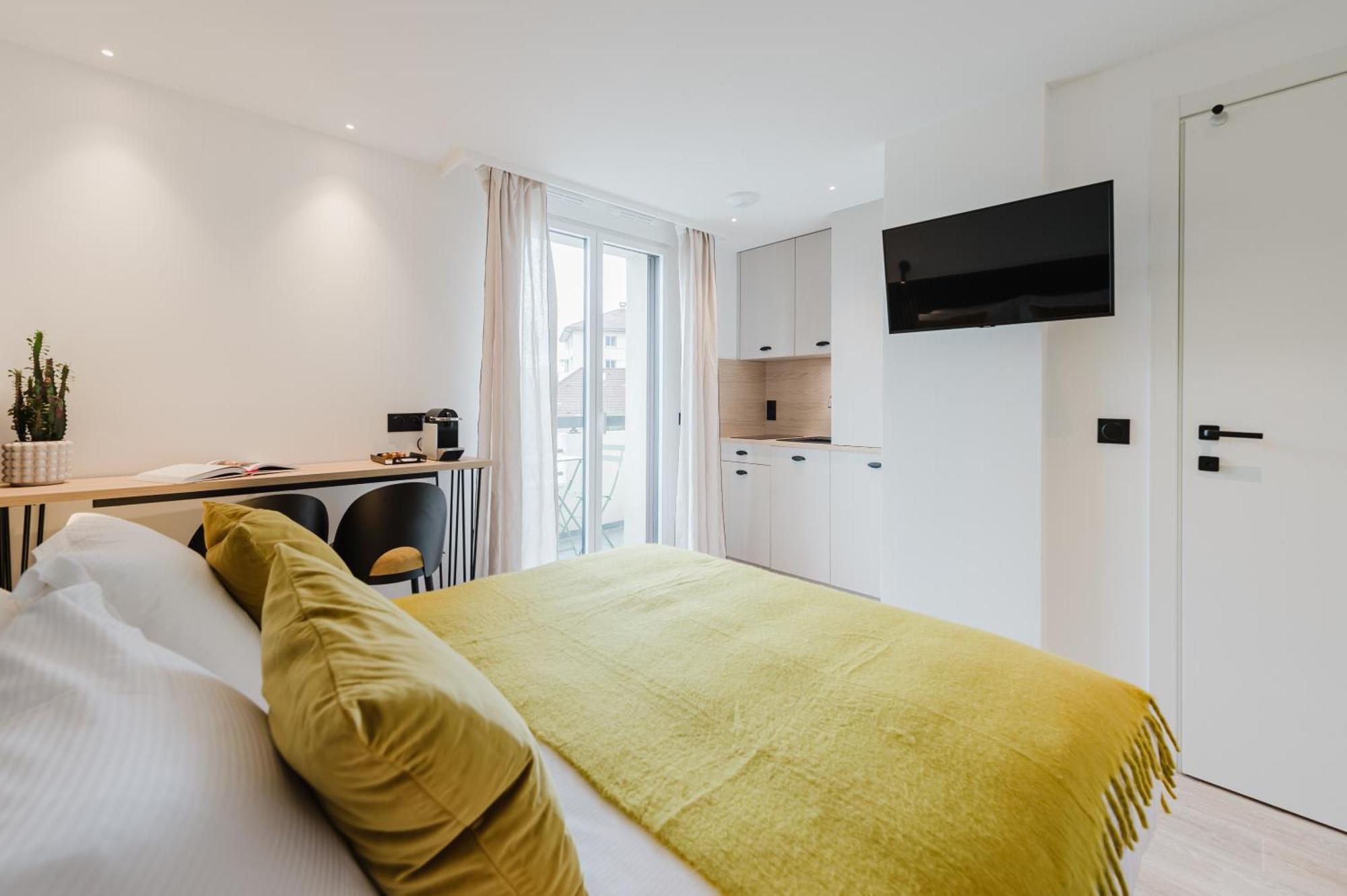 Appart Hotel Neostelia Annecy Luaran gambar