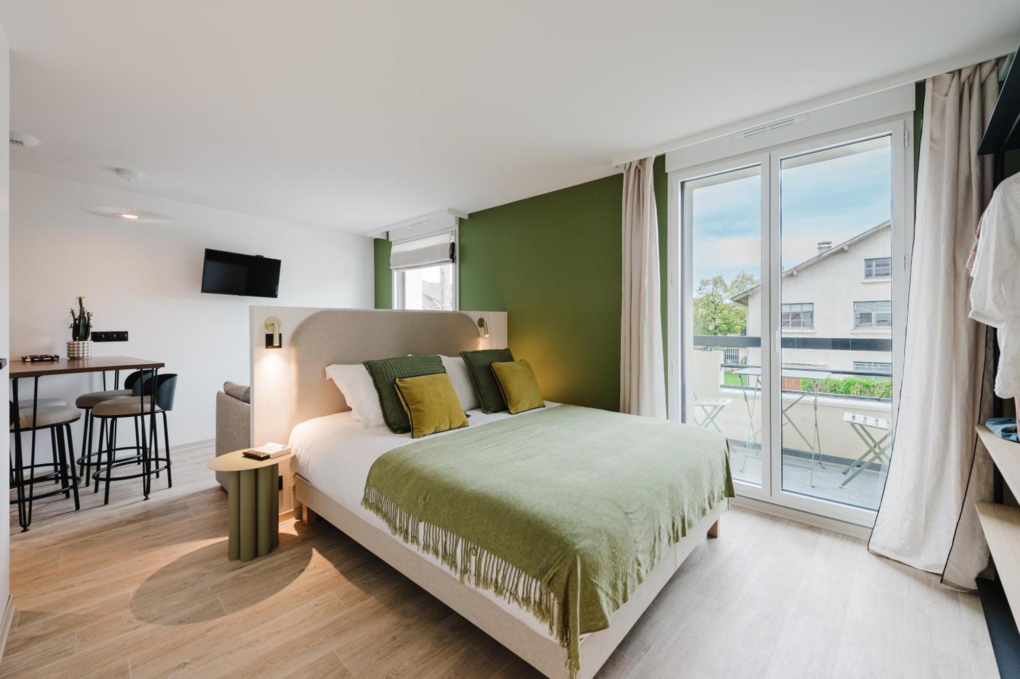 Appart Hotel Neostelia Annecy Luaran gambar