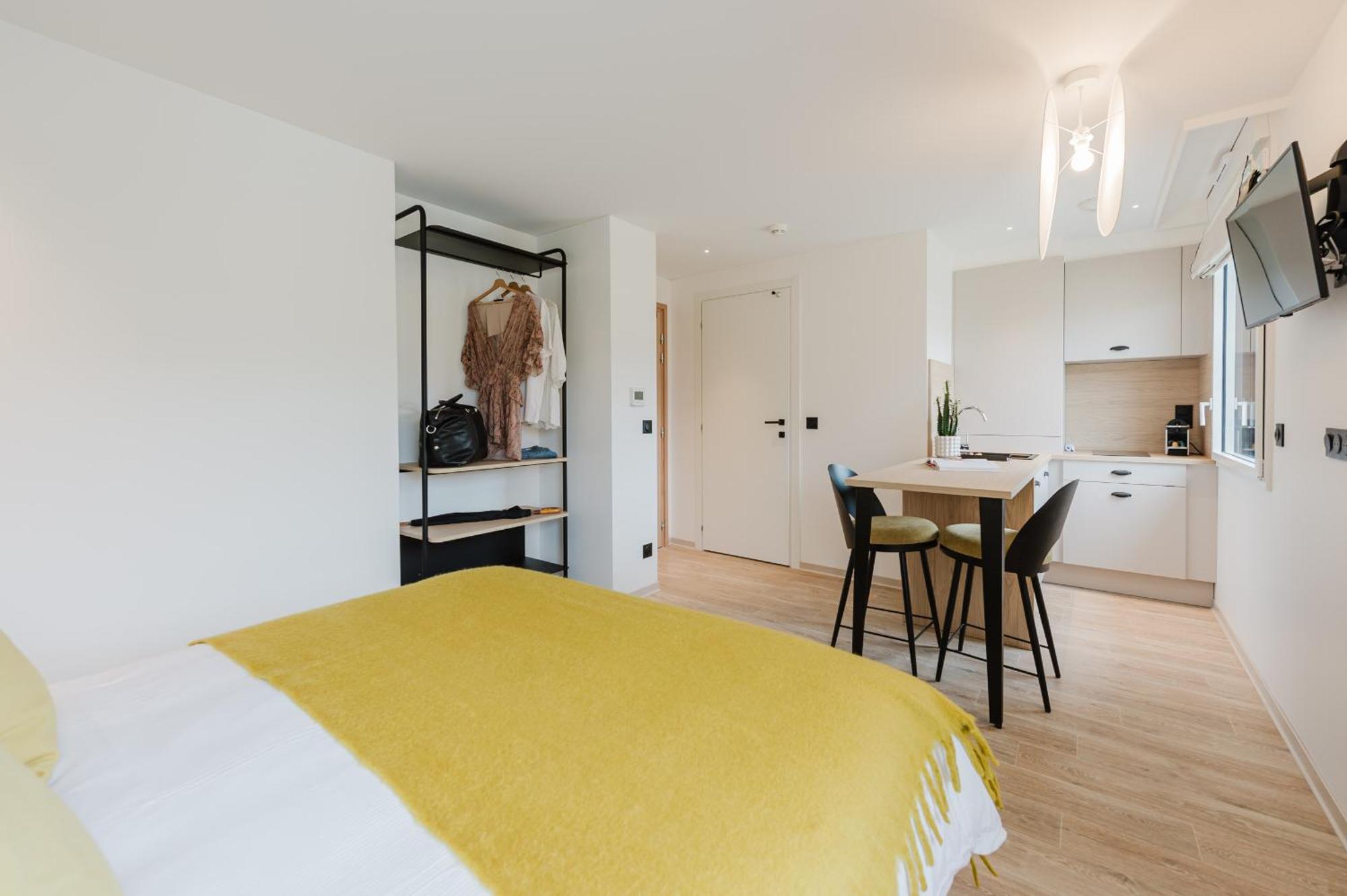 Appart Hotel Neostelia Annecy Luaran gambar